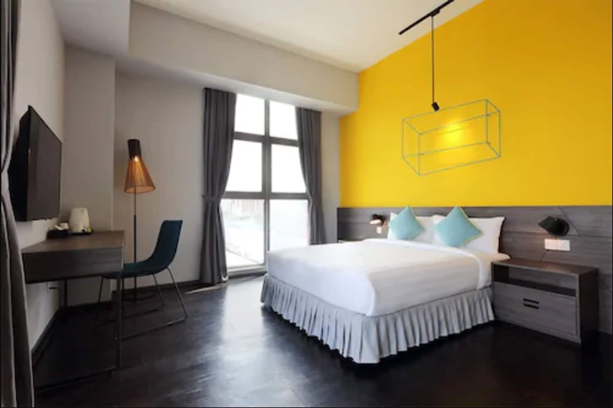 Kip Hotel 4*